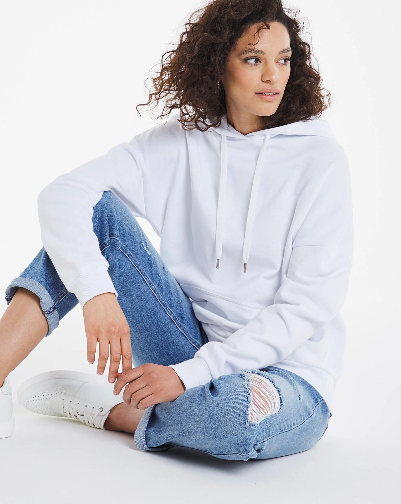 Simply Be Fern Light Stonewash Slim Ripped Boyfriend Jeans| Light Stonewash 7 Simply Be Fern Light Stonewash Slim Ripped Boyfriend Jeans| Light Stonewash - Image 5