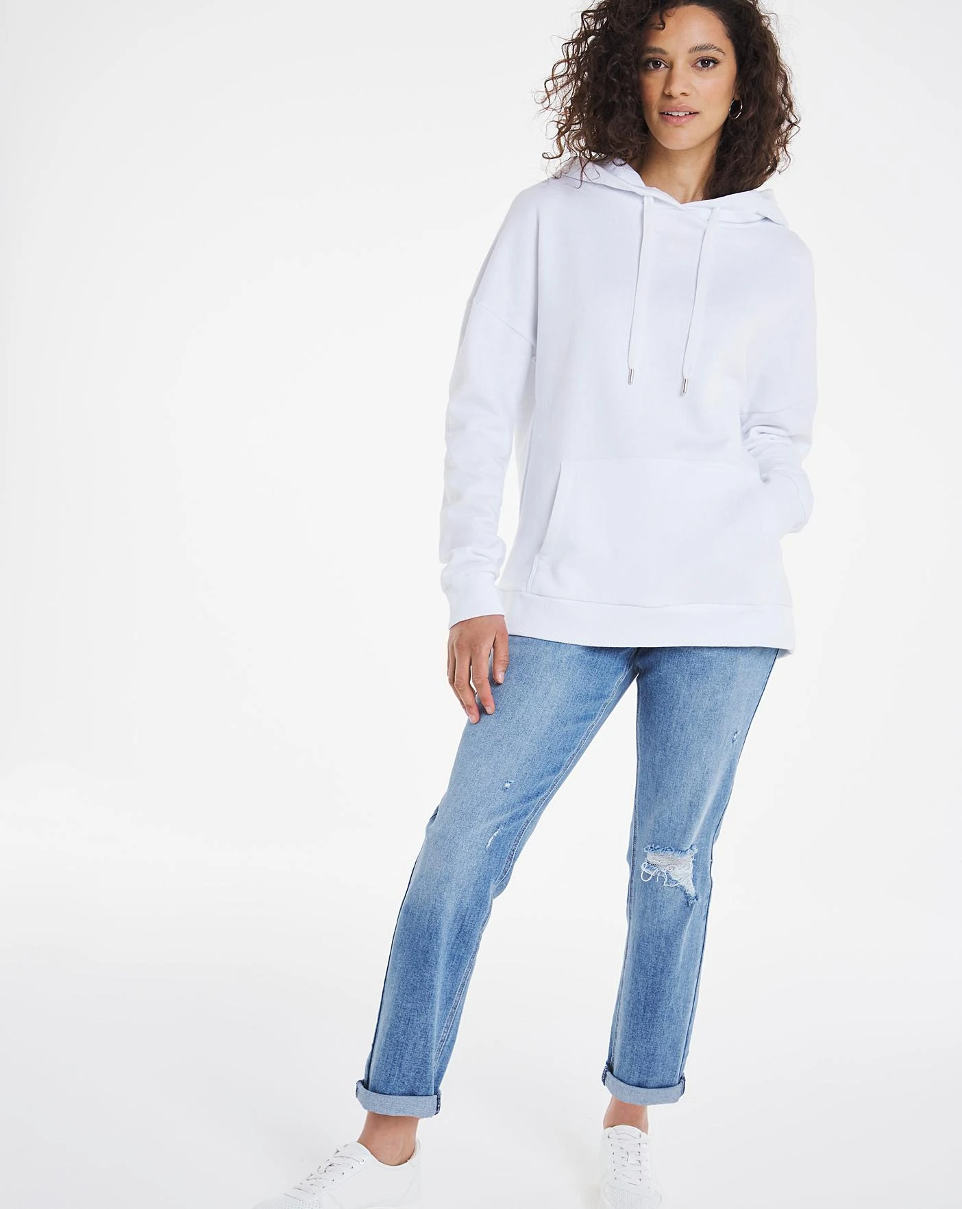 Simply Be Fern Light Stonewash Slim Ripped Boyfriend Jeans| Light Stonewash 3 Simply Be Fern Light Stonewash Slim Ripped Boyfriend Jeans| Light Stonewash