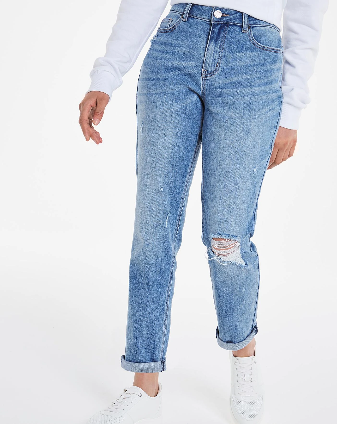Simply Be Fern Light Stonewash Slim Ripped Boyfriend Jeans| Light Stonewash 8 Simply Be Fern Light Stonewash Slim Ripped Boyfriend Jeans| Light Stonewash - Image 6