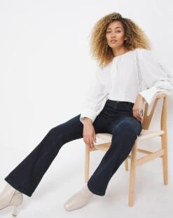 Dream Sculpt Indigo Bootcut Jeans| Indigo