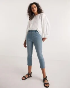 Amber Light Blue Crop Jeggings| Light Blue