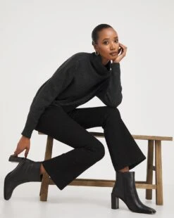 Dream Sculpt Black Bootcut Jeans| Black