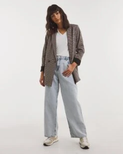 White And Navy 2 Pack Premium Long Sleeve Pocket Tees| Navy/White 9 White And Navy 2 Pack Premium Long Sleeve Pocket Tees| Navy/White -Trendy Rae Sales x01fz425793w