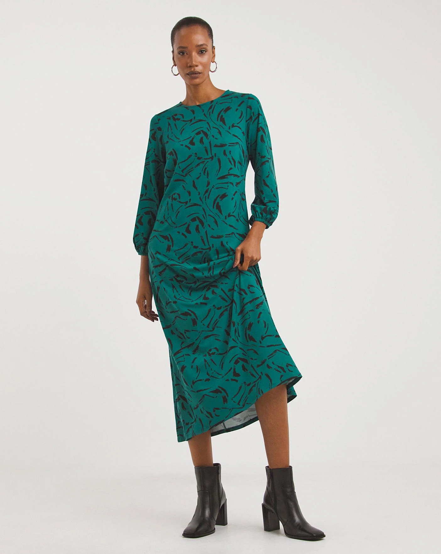 Green Soft Touch Balloon Sleeve Midi Jersey A-Line Dress| Green Print 3 Green Soft Touch Balloon Sleeve Midi Jersey A-Line Dress| Green Print