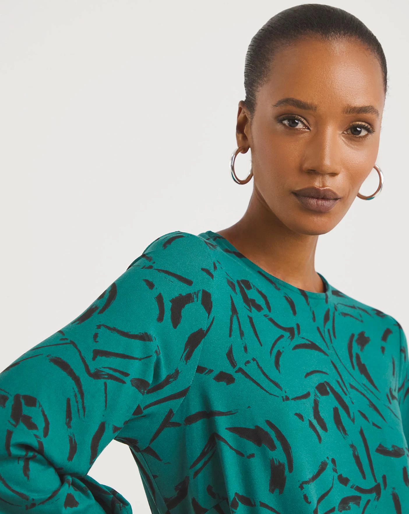 Green Soft Touch Balloon Sleeve Midi Jersey A-Line Dress| Green Print 6 Green Soft Touch Balloon Sleeve Midi Jersey A-Line Dress| Green Print - Image 4