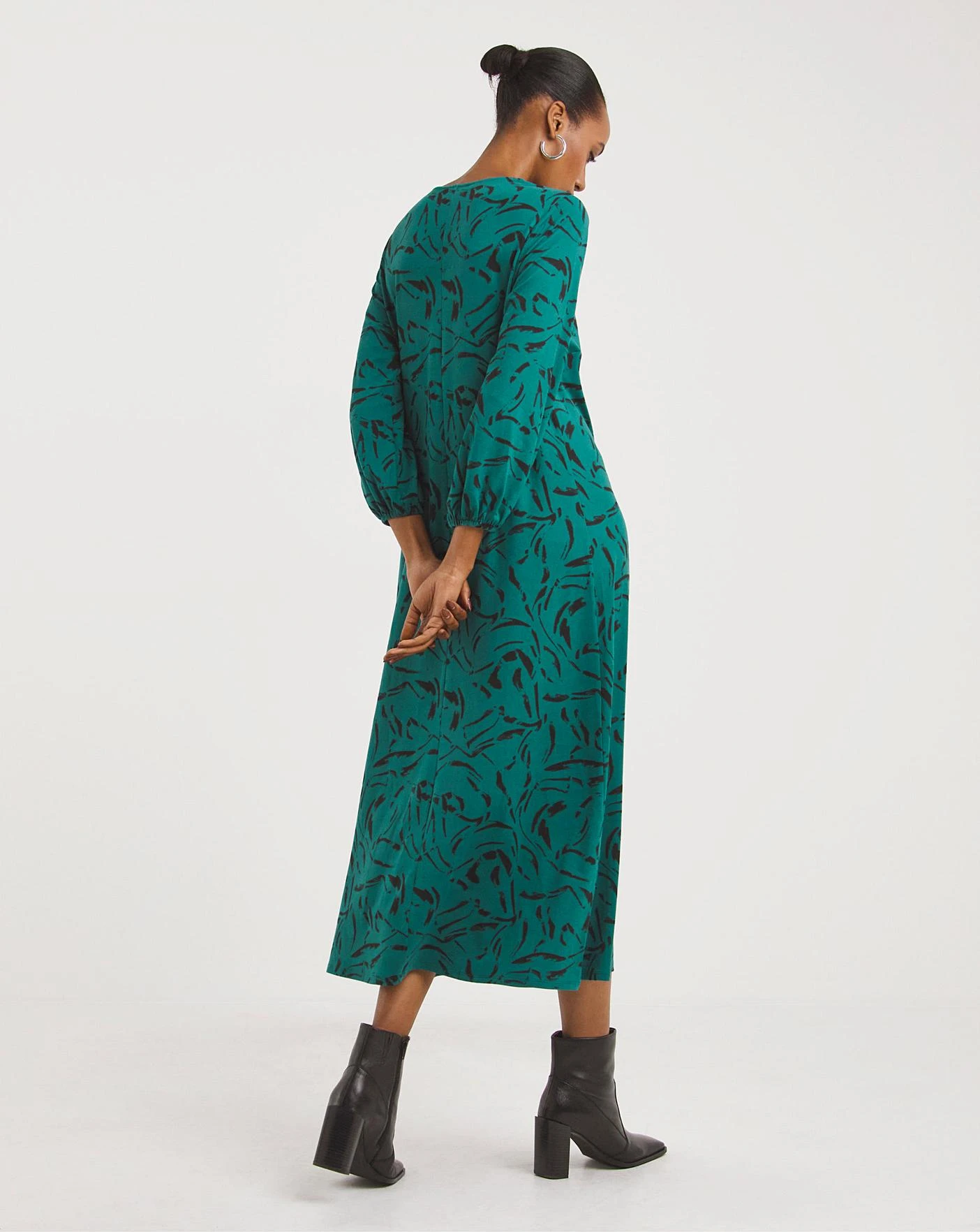 Green Soft Touch Balloon Sleeve Midi Jersey A-Line Dress| Green Print 4 Green Soft Touch Balloon Sleeve Midi Jersey A-Line Dress| Green Print - Image 2
