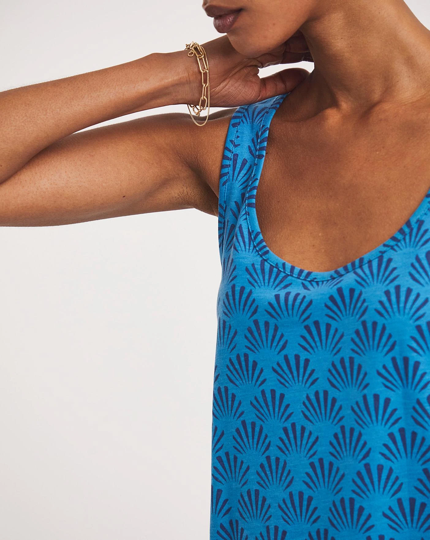 Blue Print Sleeveless Swing Tunic| Blue Print 5 Blue Print Sleeveless Swing Tunic| Blue Print - Image 3