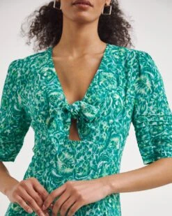 Whistles Clouded Floral Mesh Dress| Green -Trendy Rae Sales y01ds049718w