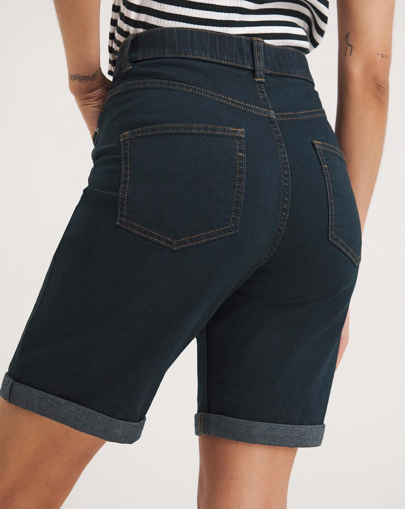 Indigo 24/7 Knee Shorts| Indigo 5 Indigo 24/7 Knee Shorts| Indigo - Image 3