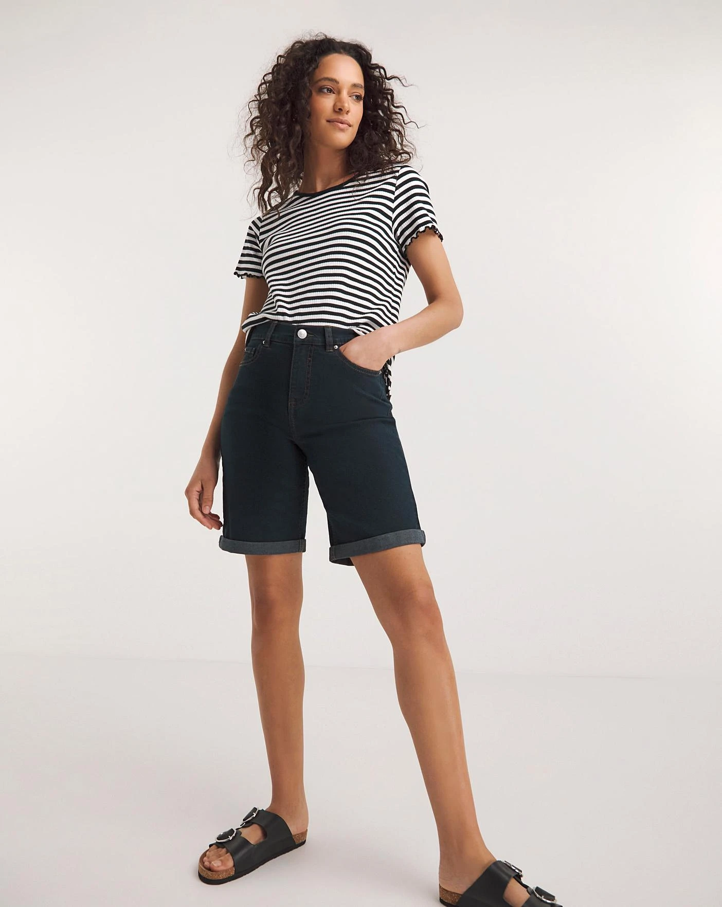 Indigo 24/7 Knee Shorts| Indigo 3 Indigo 24/7 Knee Shorts| Indigo