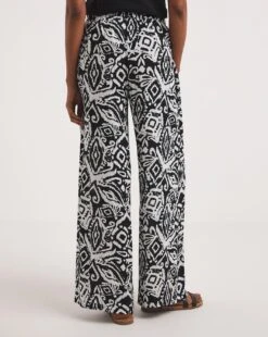 Mono Print Crinkle Wide Leg Trousers| Mono Print -Trendy Rae Sales y01gz536728w