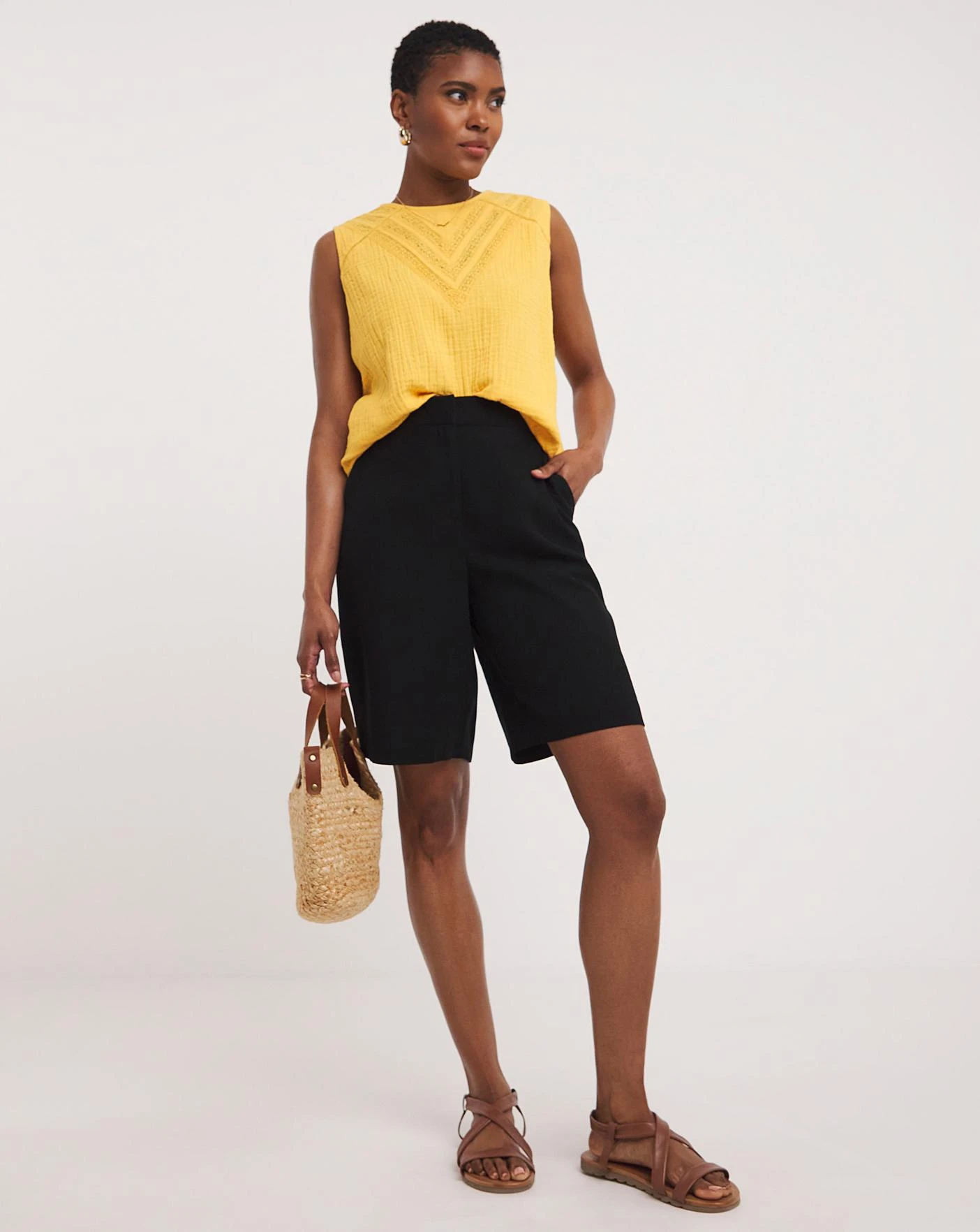 Black Soft Premium Bermuda Shorts| Black 3 Black Soft Premium Bermuda Shorts| Black