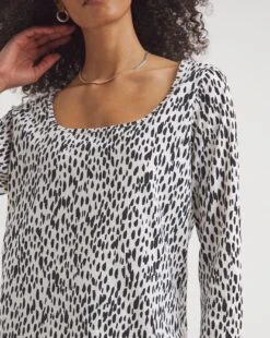Animal Value Cotton Long Sleeve Square Neck Top| Animal Print -Trendy Rae Sales y01qb264732w