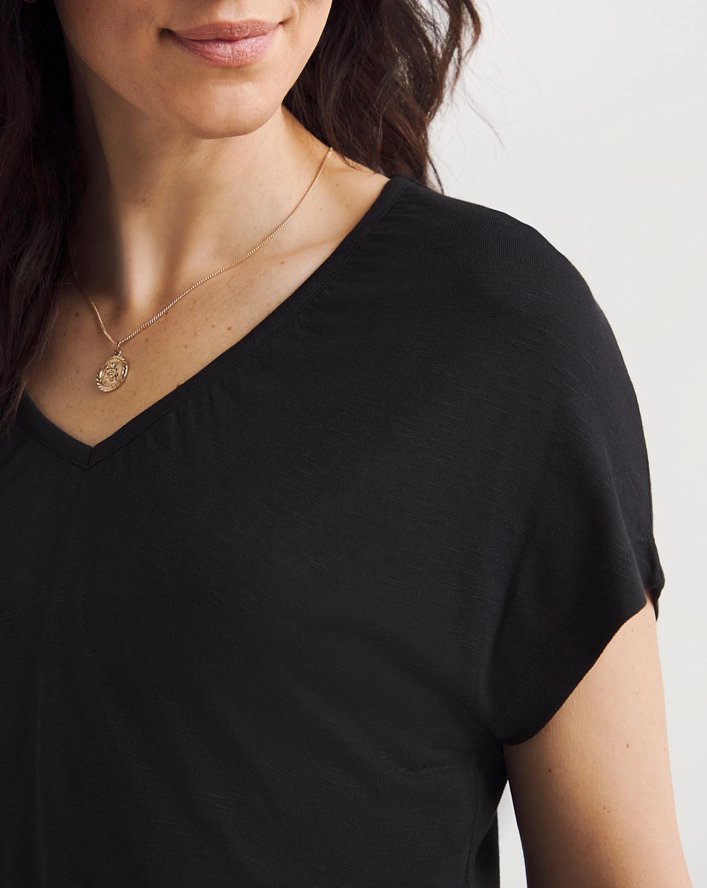 Black Viscose Slub V-Neck Gathered Detail Short Sleeve Top| Black 4 Black Viscose Slub V-Neck Gathered Detail Short Sleeve Top| Black - Image 2