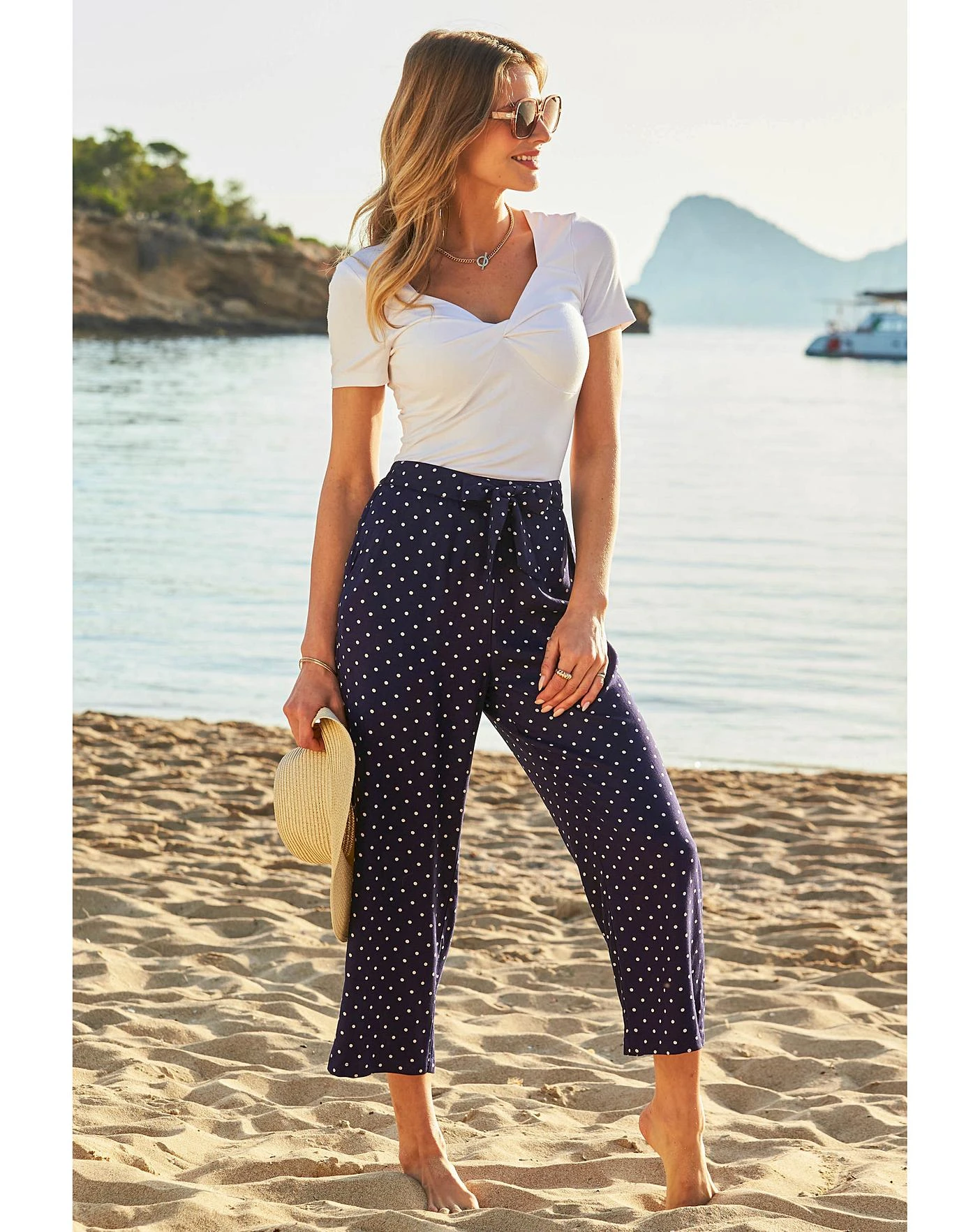 Sosandar Spot Cropped Culotte| Navy 6 Sosandar Spot Cropped Culotte| Navy - Image 4