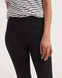 Amber Black Pull On Crop Jeggings| Black 7 Amber Black Pull On Crop Jeggings| Black -Trendy Rae Sales y01yy455737w