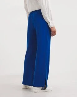 Blue Relaxed Scuba Crepe Pull On Wide Leg Trouser| Blue -Trendy Rae Sales y01zh061748w