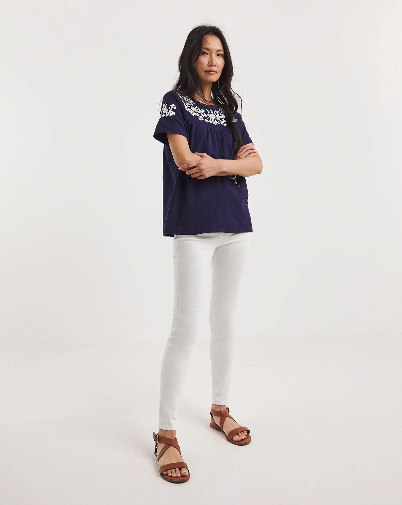 Julipa Embroidered T-Shirt| Navy 5 Julipa Embroidered T-Shirt| Navy - Image 3